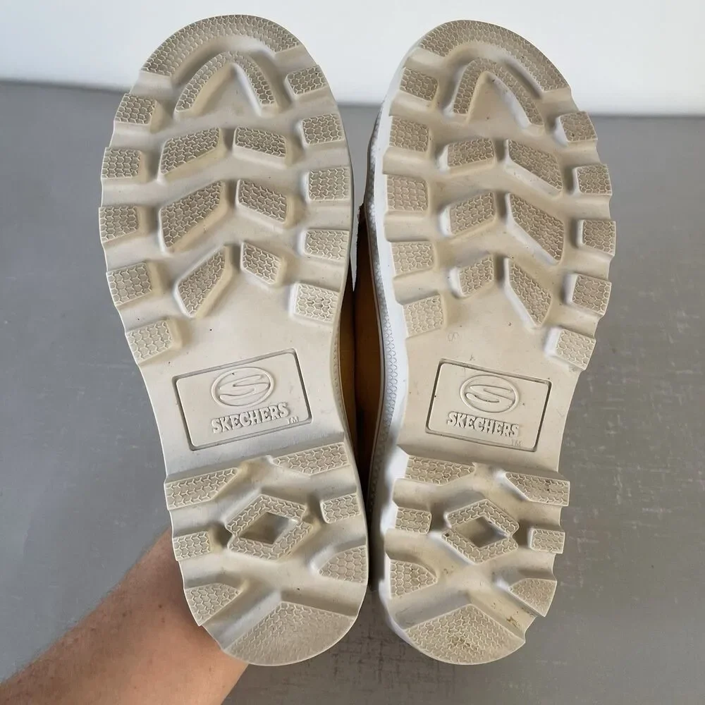 Skechers Suede Cozy Lug Sole Mule Sneakers Yellow Womens‎ 7.5 Slip On Shoes